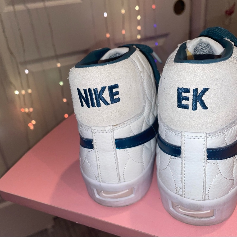 Nike Men’s White And Teal Sneakers - image 4